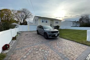 70 Birch Rd, Amityville, NY 11701 - Photo 36