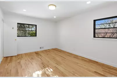 32 Rockland Drive, Jericho, NY 11753 - Photo 14