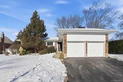 32 Rockland Drive, Jericho, NY 11753 - Photo 20