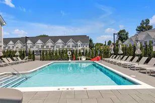 137 Emanuel Wy, East Meadow, NY 11554 - Photo 24