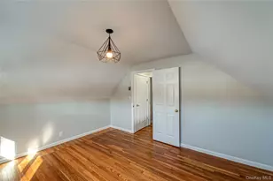 16 Sleepy Ln, Hicksville, NY 11801 - Photo 18