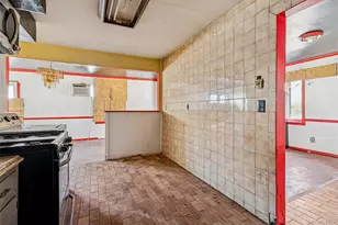 22 Conger St, New York, NY 10305 - Photo 12