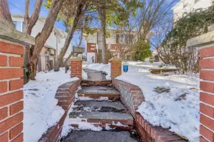 22 Conger St, New York, NY 10305 - Photo 2