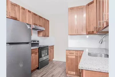 409 Warburton Avenue #1A, Yonkers, NY 10701 - Photo 4