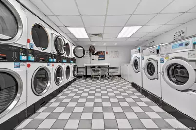 1300 Midland Avenue #A50, Yonkers, NY 10704 - Photo 12