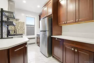 111-39 76th Rd, Forest Hills, NY 11375 - Photo 18