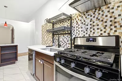 111-39 76th Road #A7, Forest Hills, NY 11375 - Photo 20