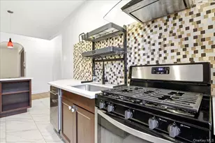 111-39 76th Rd, Forest Hills, NY 11375 - Photo 20