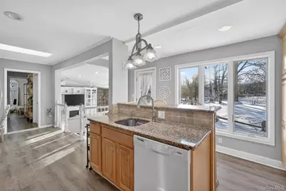 25 Beech Street, Nanuet, NY 10954 - Photo 8