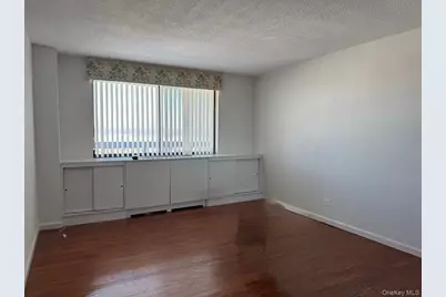 2 Bay Club Drive #17Z1, Bayside, NY 11360 - Photo 12