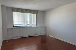 2 Bay Club Dr, Bayside, NY 11360 - Photo 12