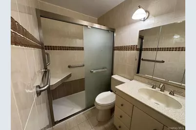 2 Bay Club Drive #17Z1, Bayside, NY 11360 - Photo 8