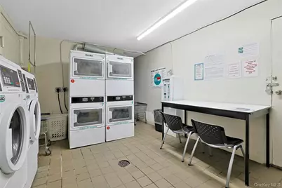 2545 Sedgwick Avenue #2J, Bronx, NY 10468 - Photo 22