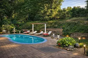 333 E Shore Rd, Great Neck, NY 11023 - Photo 6