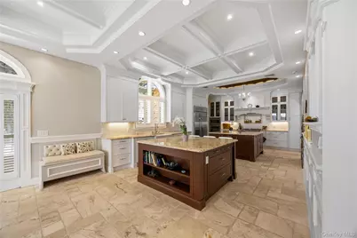 333 E Shore Road, Great Neck, NY 11023 - Photo 16