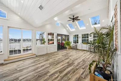 333 E Shore Road, Great Neck, NY 11023 - Photo 30