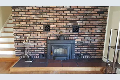 137 Bethlehem Road, New Windsor, NY 12553 - Photo 4