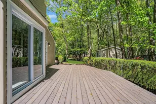 7 McCulloch Dr, Dix Hills, NY 11746 - Photo 44