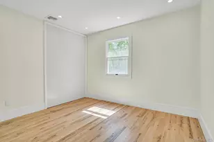 7 McCulloch Dr, Dix Hills, NY 11746 - Photo 38