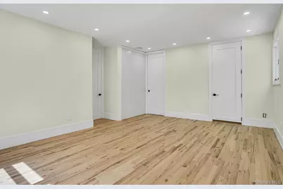 7 McCulloch Drive, Dix Hills, NY 11746 - Photo 40