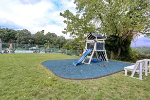 25 Buckingham Ct, Pomona, NY 10970 - Photo 24