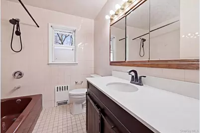 896 School Drive, Baldwin, NY 11510 - Photo 12