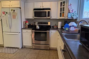 15 Canterbury Dr, Coram, NY 11727 - Photo 2