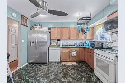 601 Chautauqua Avenue, West Hempstead, NY 11552 - Photo 6