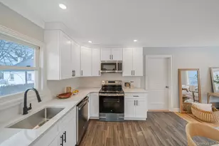 4902 Express Dr S, Ronkonkoma, NY 11779 - Photo 10