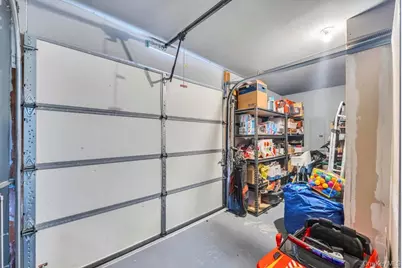 436 8th Street, Bohemia, NY 11716 - Photo 32