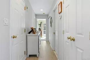 54 Morley Cir, Melville, NY 11747 - Photo 22