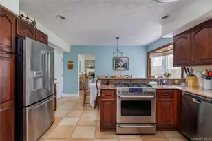 44 Frazer Dr, Greenlawn, NY 11740 - Photo 6