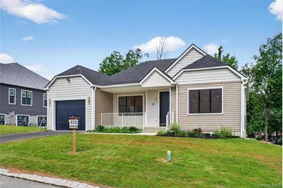 27 Union Transfer, Monroe, NY 10950 - Photo 2