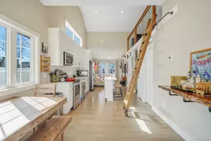 9 Park Pl, Patchogue, NY 11772 - Photo 8