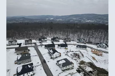 57 Southfield Falls, Monroe, NY 10950 - Photo 2