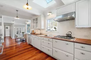 27 Huntington Ave, Scarsdale, NY 10583 - Photo 12