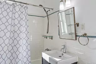 72-10 112th St, Forest Hills, NY 11375 - Photo 16