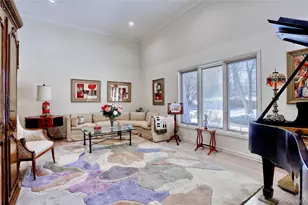 15 Windgate Dr, New City, NY 10956 - Photo 8