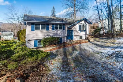 135 E Shore Road, Greenwood Lake, NY 10925 - Photo 4