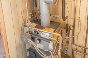 135 E Shore Rd, Greenwood Lake, NY 10925 - Photo 46