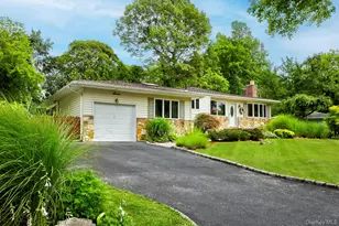 7 Bartel Pl, South Huntington, NY 11746 - Photo 2