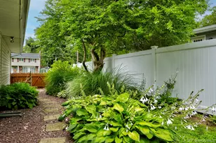 7 Bartel Pl, South Huntington, NY 11746 - Photo 32