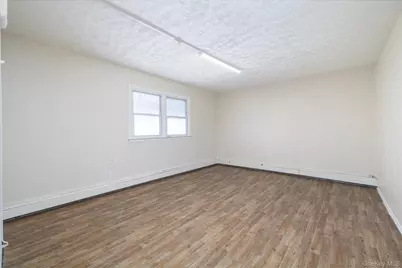 143 Wellington Road, Elmont, NY 11003 - Photo 14