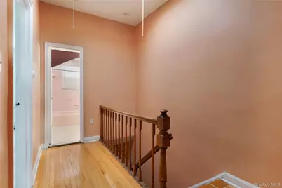 735 E 95th Streets, Brooklyn, NY 11236 - Photo 10
