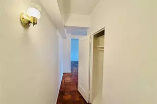 1562 Unionport Rd, Bronx, NY 10462 - Photo 4