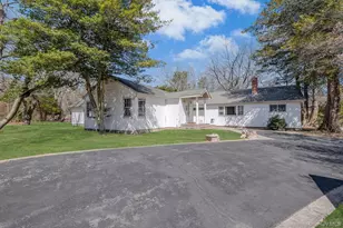 15 Community Rd, Coram, NY 11727 - Photo 38