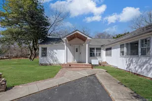 15 Community Rd, Coram, NY 11727 - Photo 36