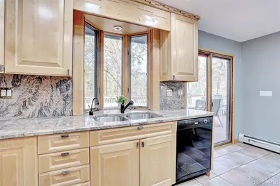 23 Sherwood Ridge Road, Pomona, NY 10970 - Photo 12