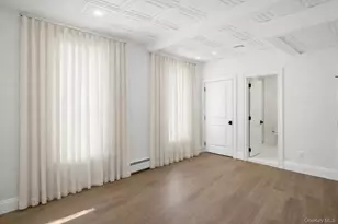 13 W Hoffman Ave, Lindenhurst, NY 11757 - Photo 14