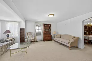 12 South St, Great Neck, NY 11023 - Photo 4